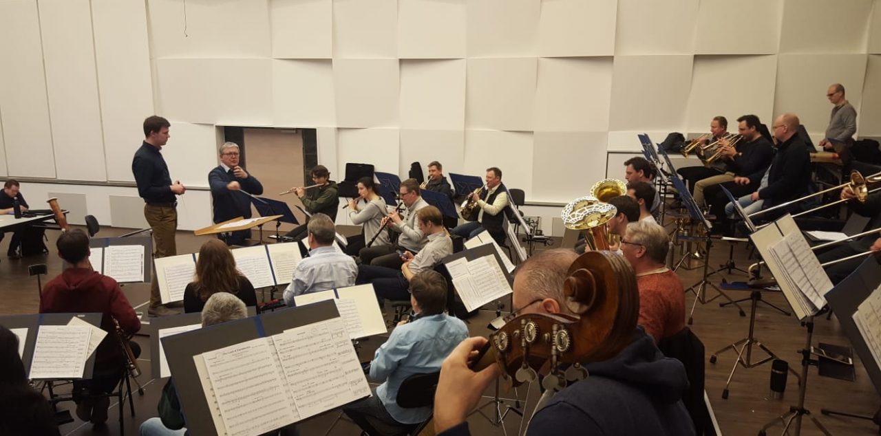Warum brauchen Orchester einen Dirigenten?